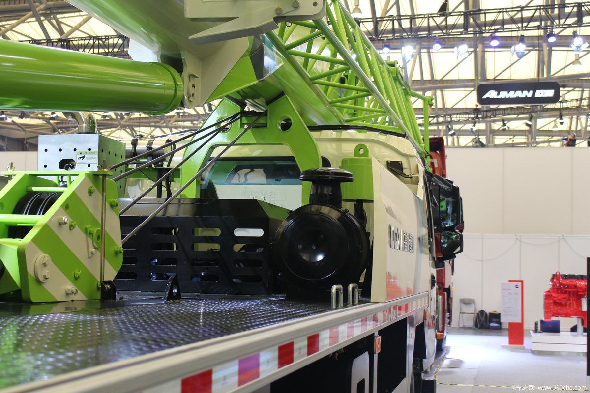 【图】福田雷萨 25吨吊车(ftc25q5)_实拍图片_443117_卡车之家