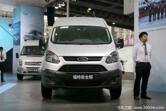 江铃汽车 新全顺 2017款 121马力 6座 短轴 2.0T柴油 中顶多功能务用车
