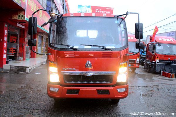 中国重汽HOWO 悍将 125马力 4.15米单排厢式轻卡(ZZ5047XXYF3315E145)
