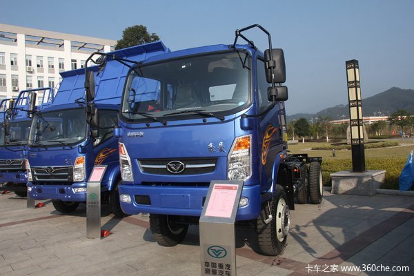 中国重汽 豪曼H3 130马力 4X4 3500轴距自卸车底盘(ZZ3048E3524D143H)