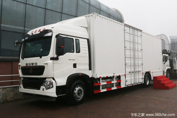 中国重汽 HOWO T5G重卡 280马力 4X2 9.6米厢式载货车(ZZ5187XXYN711GE1H)