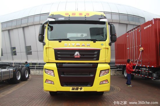 中国重汽 汕德卡SITRAK C7H重卡 430马力 6X4牵引车(ZZ4256V384HE1LB)