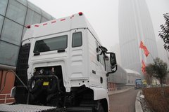 中国重汽 汕德卡SITRAK C7H重卡 400马力 4X2牵引车(ZZ4186V361ME1B)