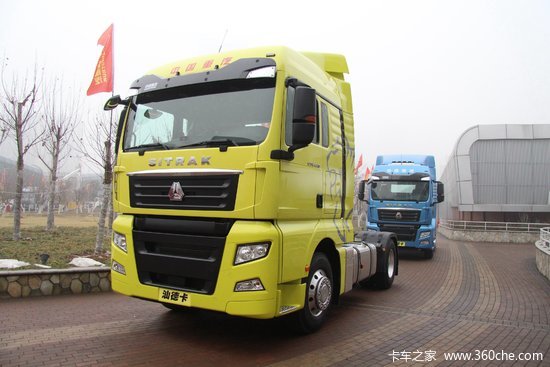 中国重汽 汕德卡SITRAK C7H重卡 440马力 4X2牵引车(ZZ4186V361HE1B)