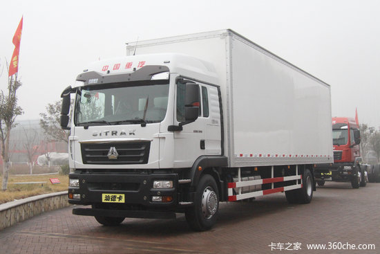 中国重汽 汕德卡SITRAK C5H重卡 310马力 9.6米厢式载货车(ZZ5186XXYN711GE1)