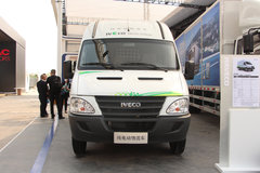 南京依维柯 宝迪 经典版 V42 纯电动 82马力 6.88米封闭厢式货车