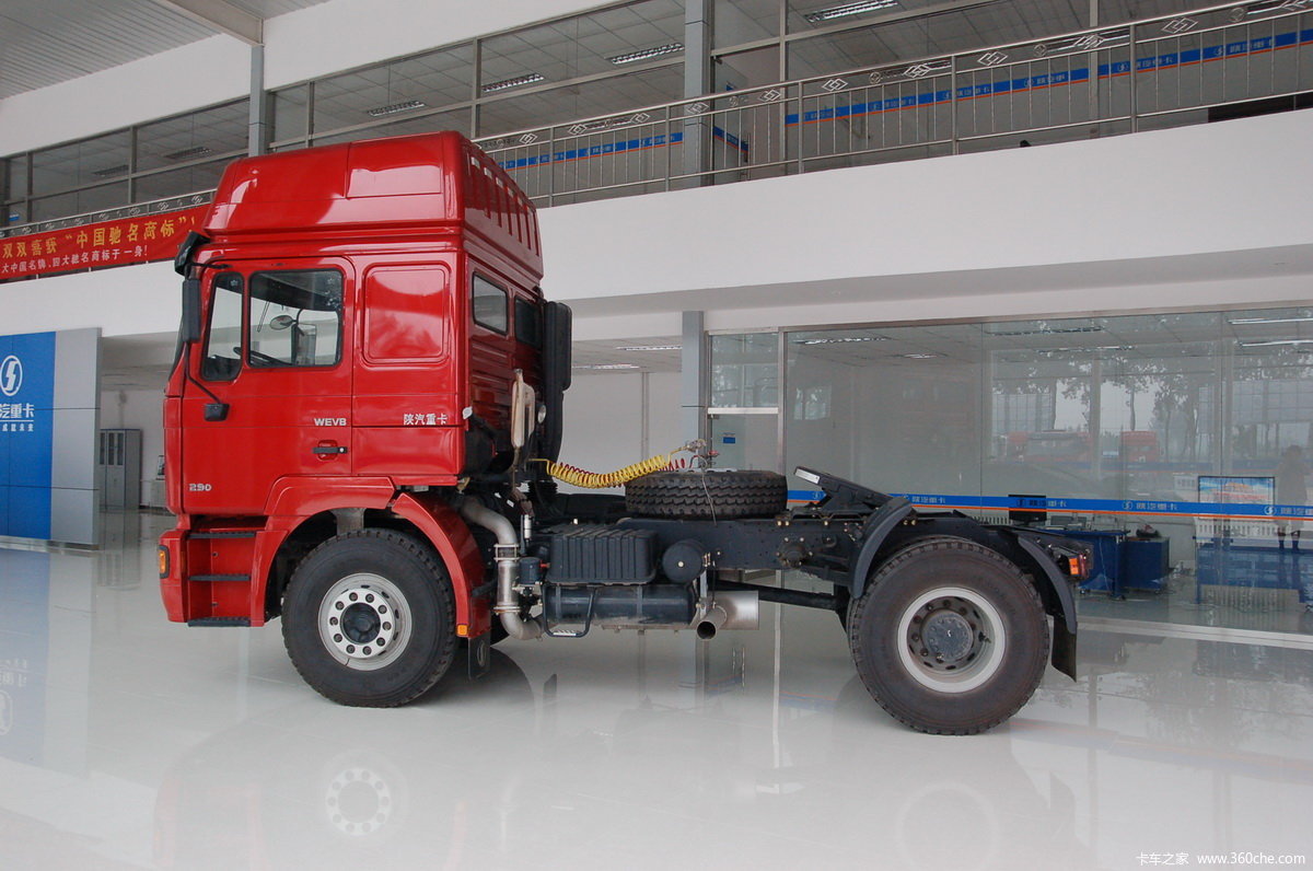 【图】陕汽 德龙f2000重卡 290马力 4x2 牵引车(高顶双卧铺)(sx4185nm