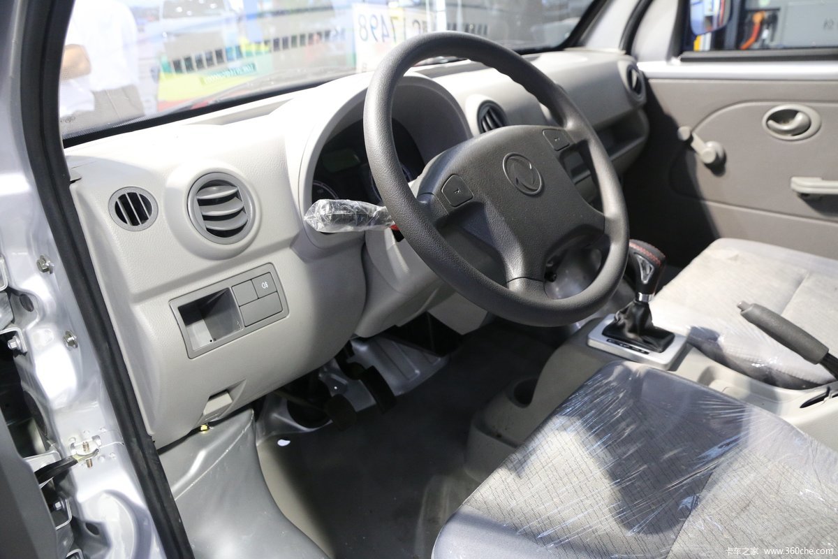 6米单排电动厢式微卡(eq5020xxytbev)>内饰> > 东风华神 > 特商 >