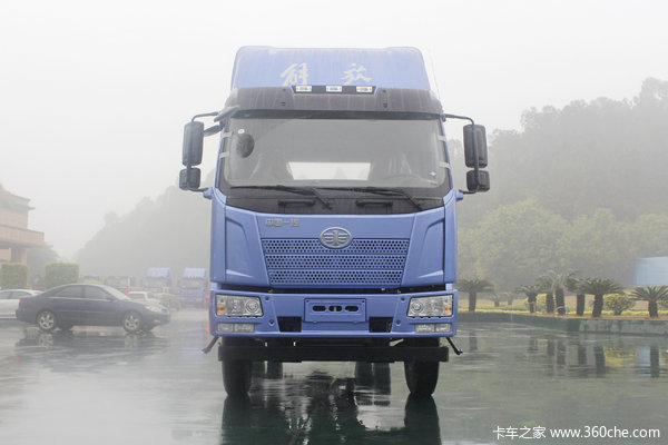 一汽解放 J6L中卡 质惠版 180马力 7.7米厢式载货车底盘(CA5160XXYP62K1L5E5)