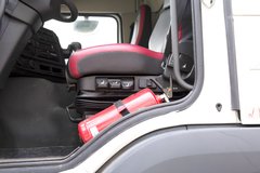 沃尔沃 FMX重卡 420马力 8X4专用车(底盘)
