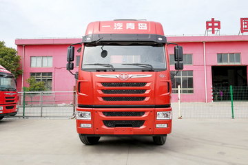 青岛解放 天V重卡 430马力 6X4 LNG牵引车(CA4258P2K15T1NE5A80)