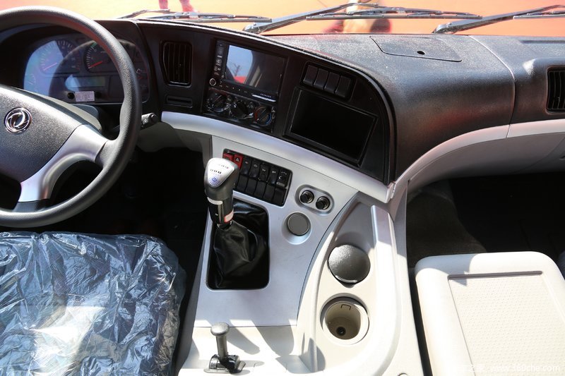 华神t7 东风华神 t7重卡 460马力 6x4牵引车(eq4250glv) 驾驶室