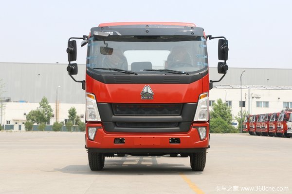 中国重汽HOWO G5X中卡 标载版 210马力 5.2米排半栏板载货车(ZZ1187G421DE1)