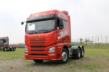 青岛解放jh6重卡460马力6x4牵引车12挡变速箱ca4250p25k2t1e5a