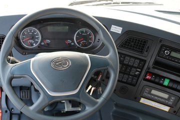 华菱 汉马h6重卡 420马力 6x4牵引车(hn4250h35c4m5) 卡车图片