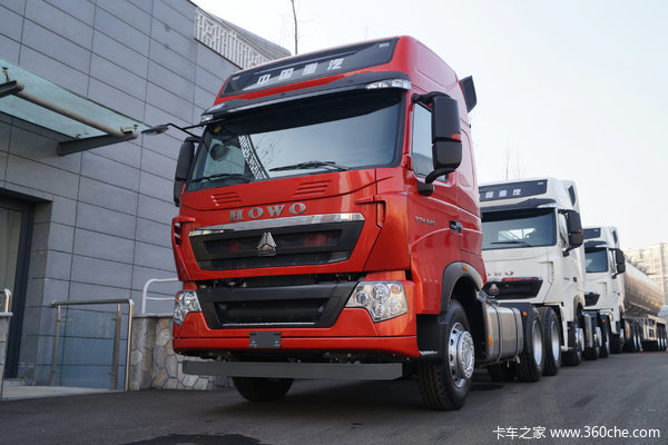 中国重汽 HOWO T7H重卡 440马力 6X4牵引车(3.909速比)(ZZ4257V324HE1B)