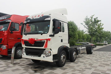 中国重汽 HOWO T5G重卡 280马力 6X2 9.61米厢式载货车底盘(ZZ5257XXYM56CGE1) 卡车图片