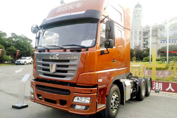 联合卡车 E420重卡 420马力 6X4牵引车(QCC4252D654-4)