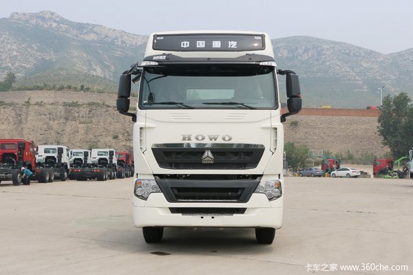 中国重汽 HOWO T7H重卡 重载沃行版 540马力 6X4牵引车(AC16后桥)(ZZ4257W324HE1B)