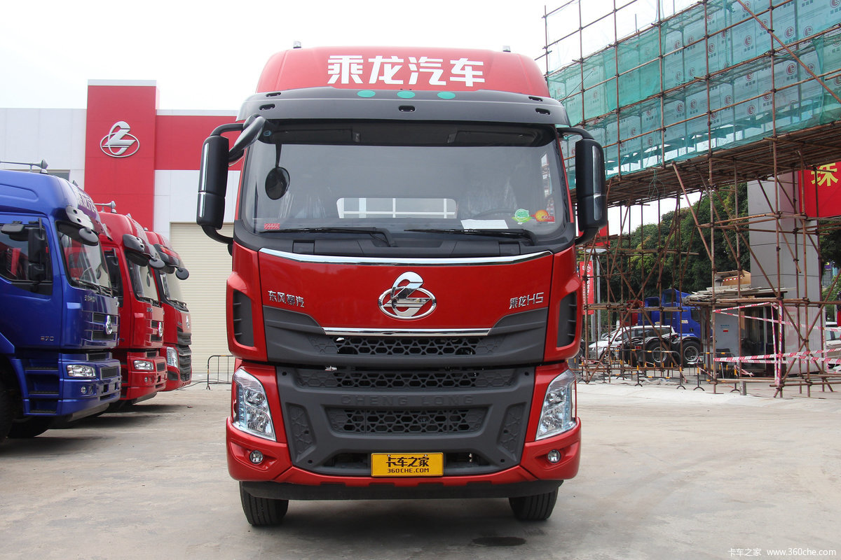 东风柳汽 乘龙H5中卡 240马力 6X2 8.6米栏板载货车