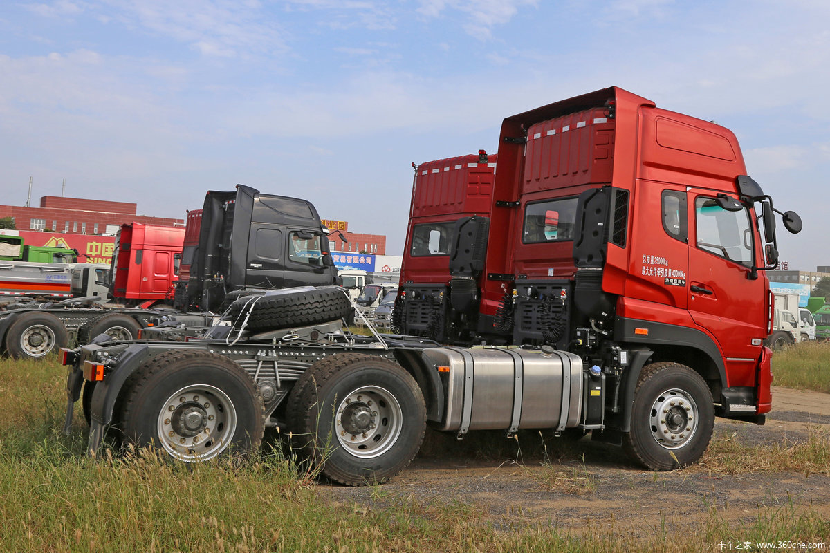 【图】中国重汽 斯太尔d7b重卡 380马力 6x4牵引车(ht457后桥)(zz4253