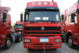 中国重汽HOKA 牵引车外观                                                图片