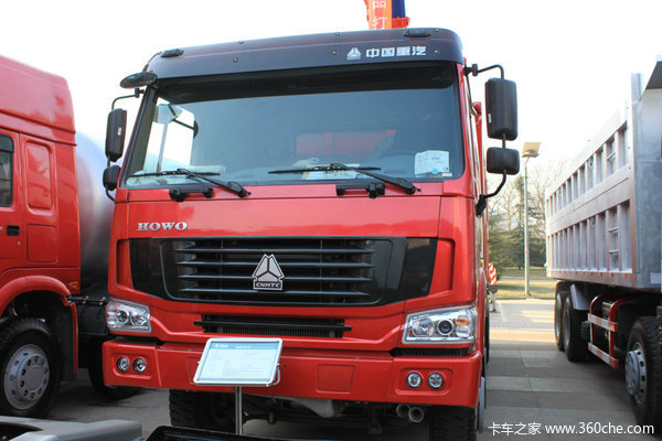中国重汽 HOWO重卡 375马力 8X4 7米自卸车(ZZ3317N3067C)