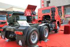 中国重汽HOWO重卡 336马力 6X4 牵引车(轻量化)(ZZ4257N3247C1)