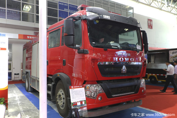 中国重汽 HOWO T5G 340马力 4X2 消防车(江特牌)(JDF5190GXFPM80/Z)