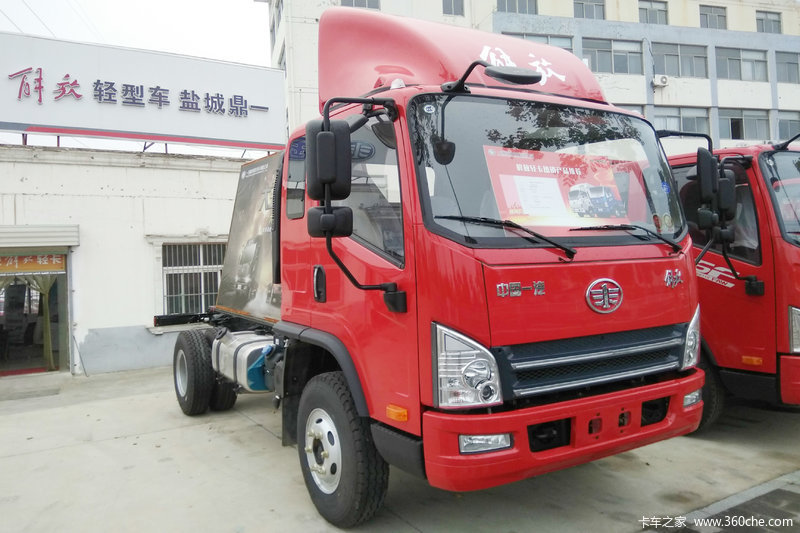 85米排半栏板轻卡底盘(ca1041p40k17l1e5a84)_实拍图片_524217_卡车之