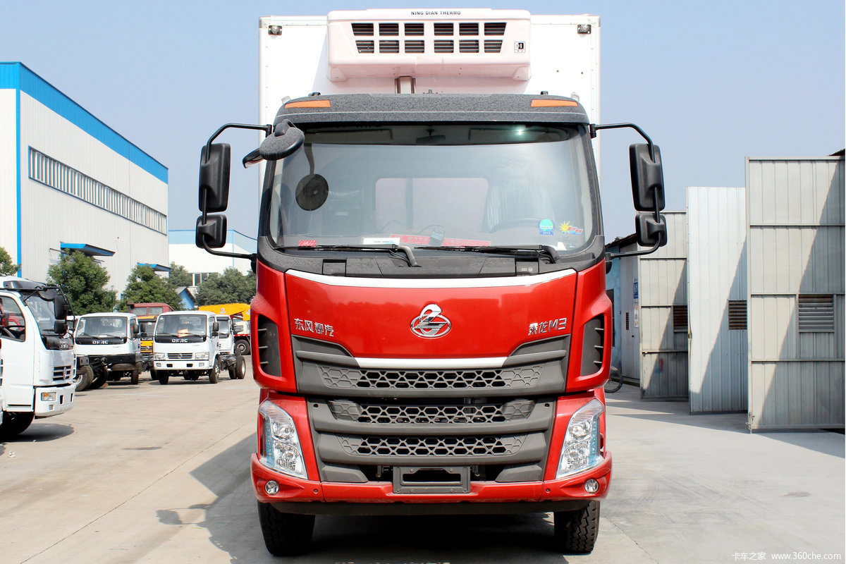 东风柳汽 新乘龙M3 200马力 4X2 7.8米冷藏车(兴邦龙牌)