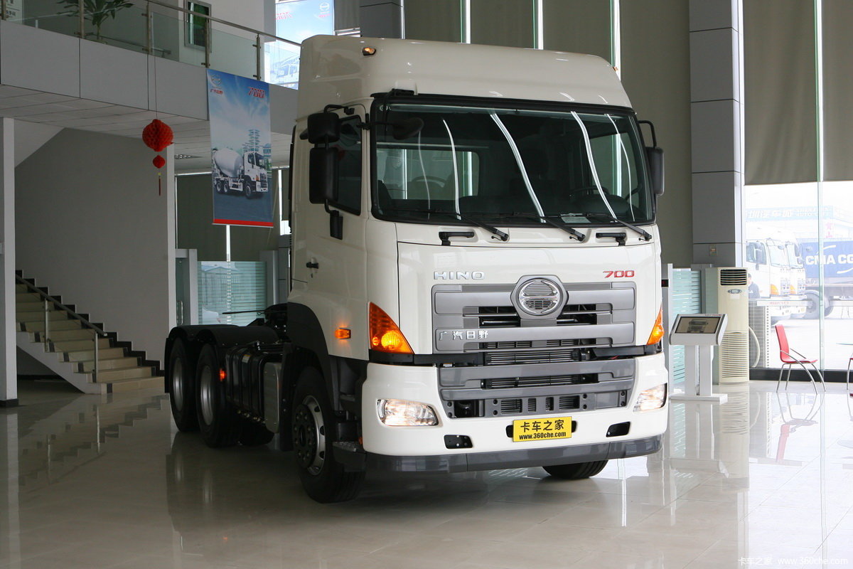 【圖】廣汽日野 700系列重卡 380馬力 6x4 牽引車(yc4250ss10pk)_實拍