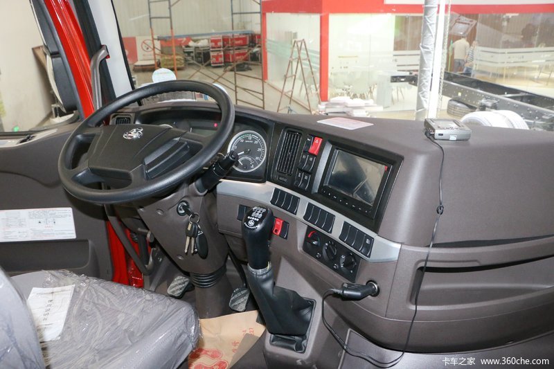 【图】东风柳汽 乘龙H5重卡 430马力 6X4牵引