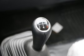 福田时代M3 自卸车驾驶室                                               图片