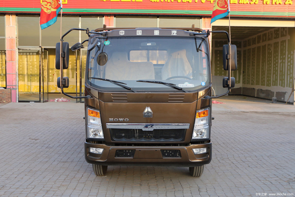 中国重汽HOWO 悍将 经典款 143马力 LNG 5.15米单排栏板载货车