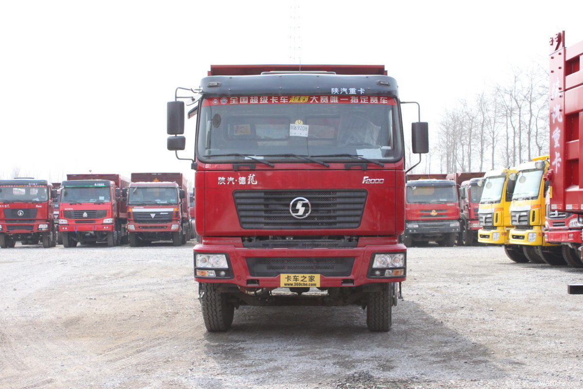 陕汽 德龙F2000重卡 336马力 6X6 栏板载货车(加长平顶)