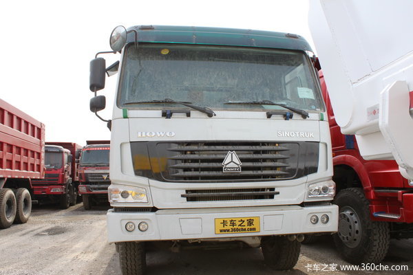 中国重汽 HOWO重卡 336马力 6X4 5.6米自卸车(ZZ3257N3647C1)