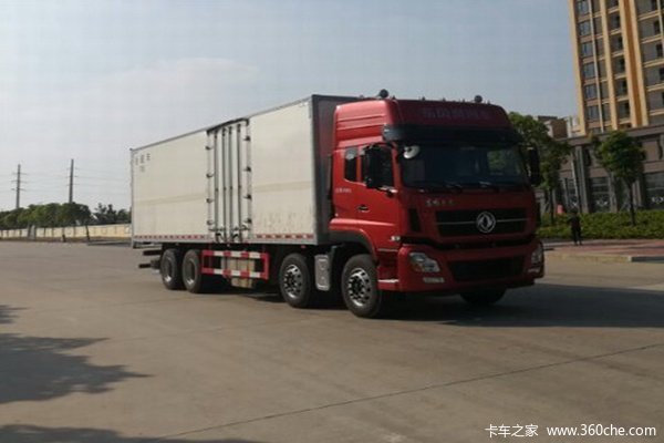 东风商用车 天龙 350马力 8X4 9.4米冷藏车