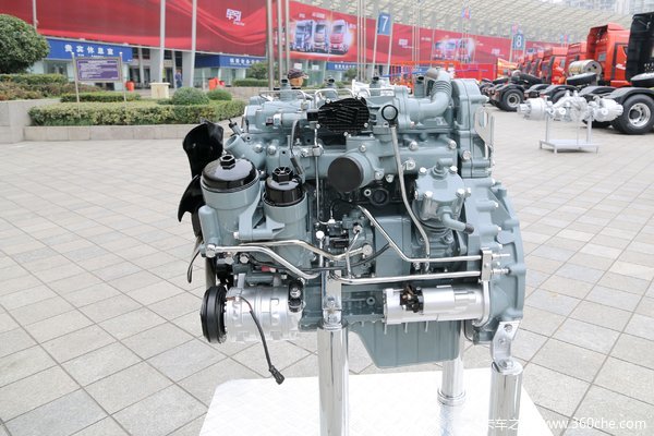 大柴CA4DD1-13E5 130马力 3L 国五 柴油发动机