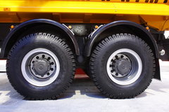 联合卡车U420 420马力 8X4 8米自卸车