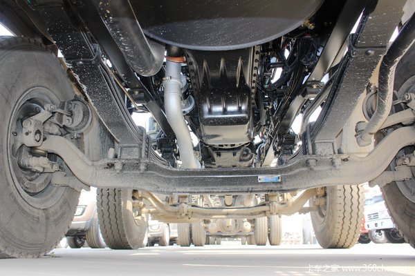 东风商用车 天龙重卡 220马力 6x2 9.6米栏板载货车底盘底盘图_手机卡