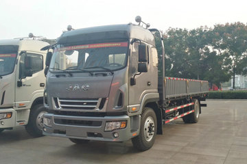 江淮 骏铃V9L 190马力 6.8米排半栏板载货车(HFC1181P3K2A53S5V)