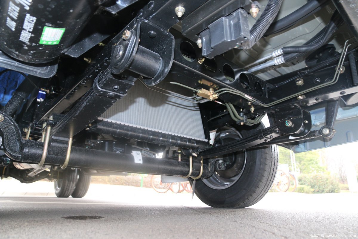 7米单排厢式小卡(eq5020xxy15qcac)>底盘>