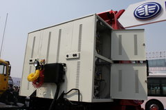 长安重汽 远威重卡 350马力 6X4 LNG牵引车(SXQ4251M7N-4)