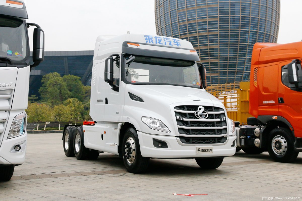 东风柳汽 乘龙t7重卡 550马力 6x4牵引车
