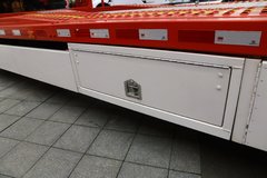 东风柳汽 乘龙H5重卡 330马力 4X2 中置轴轿运车底盘(LZ5181XXYH5ABT)