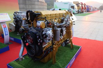 联合动力YC6K1352-50 520马力 13L 国五 柴油发动机