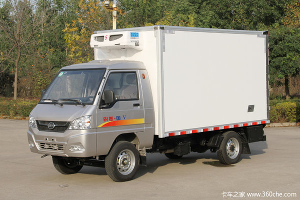 凯马 锐菱 1.3L 87马力 汽油 3.18米单排冷藏车(KMC5033XLCQ28D5)