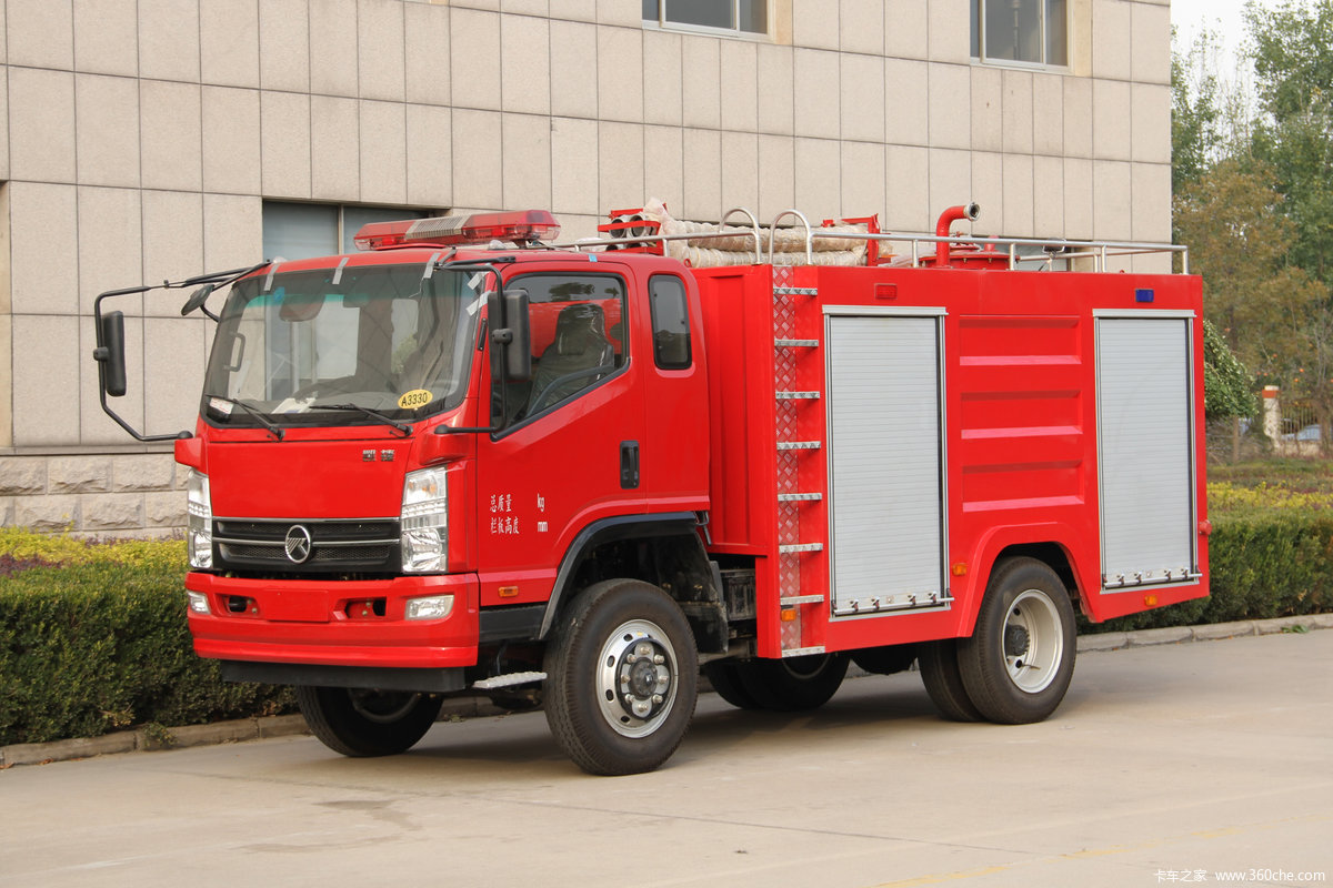 凯马 凯捷 170马力 4X2森林消防车