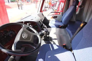 解放奥威j5p重卡310马力6x2lng牵引车ca4252p2t3em